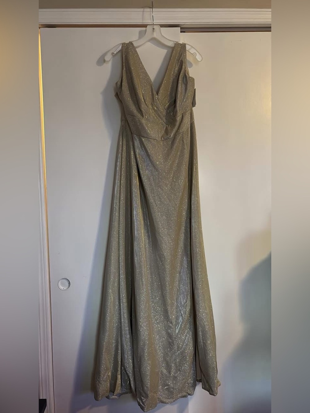 Elegant Gold Evening Gown